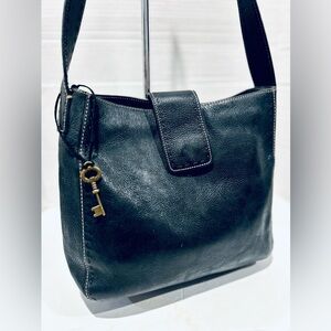 Fossil black leather hobo bag, classic minimalist everyday purse